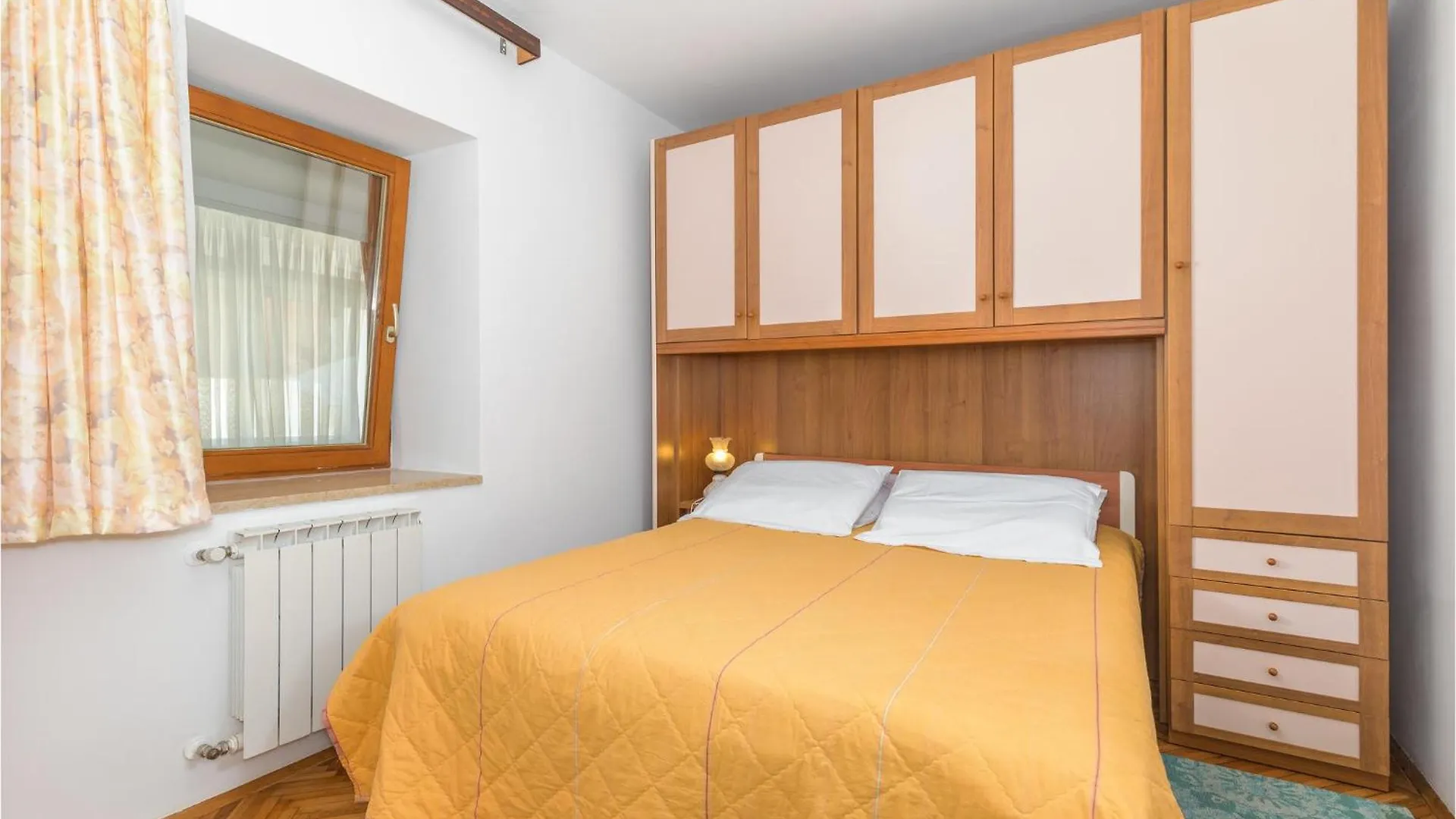 Pet Friendly Apartment In Zambratija With Wifi